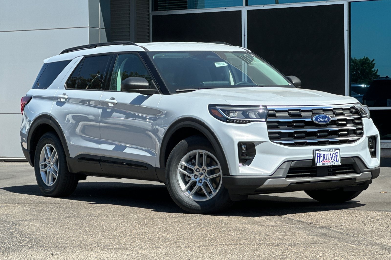 New 2026 Ford Explorer Active w/ Active Comfort Package RWD image 1