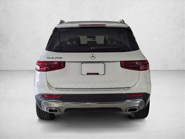 Certified 2025 Mercedes-Benz GLB 250 image 8