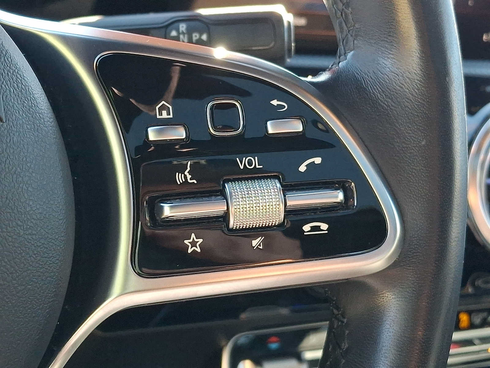 Used 2023 Mercedes-Benz CLA 250 4MATIC image 18