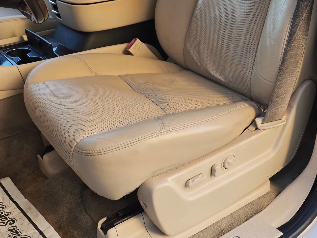 Used 2007 Cadillac Escalade EXT w/ Information Package image 52