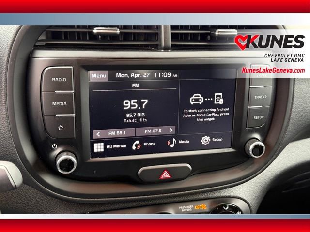 Used 2024 Kia Soul LX w/ Option Group 015 FWD image 27