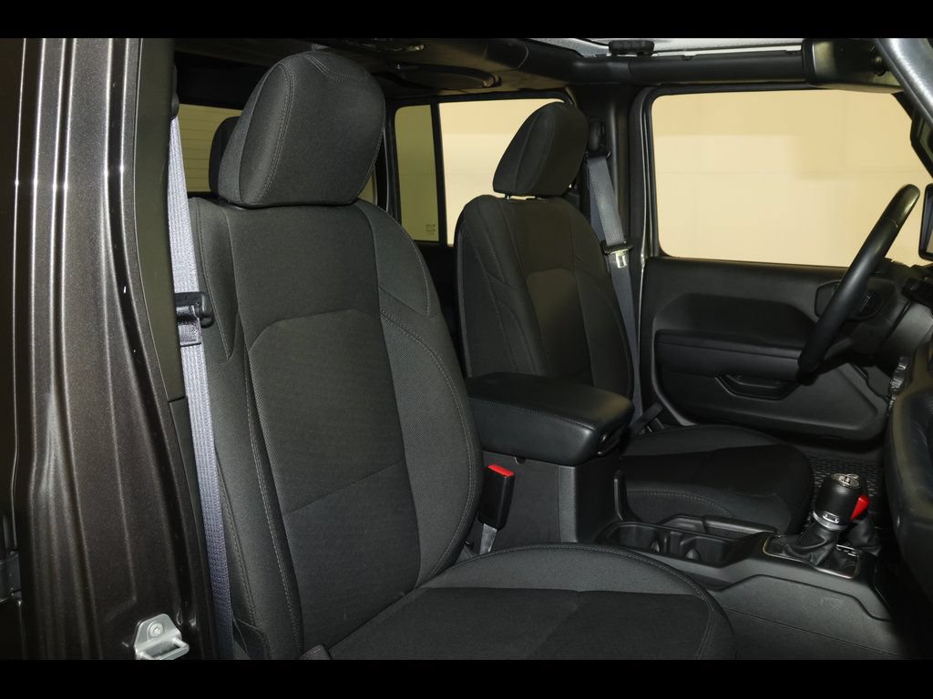 Used 2022 Jeep Gladiator Sport AWD/4WD image 27