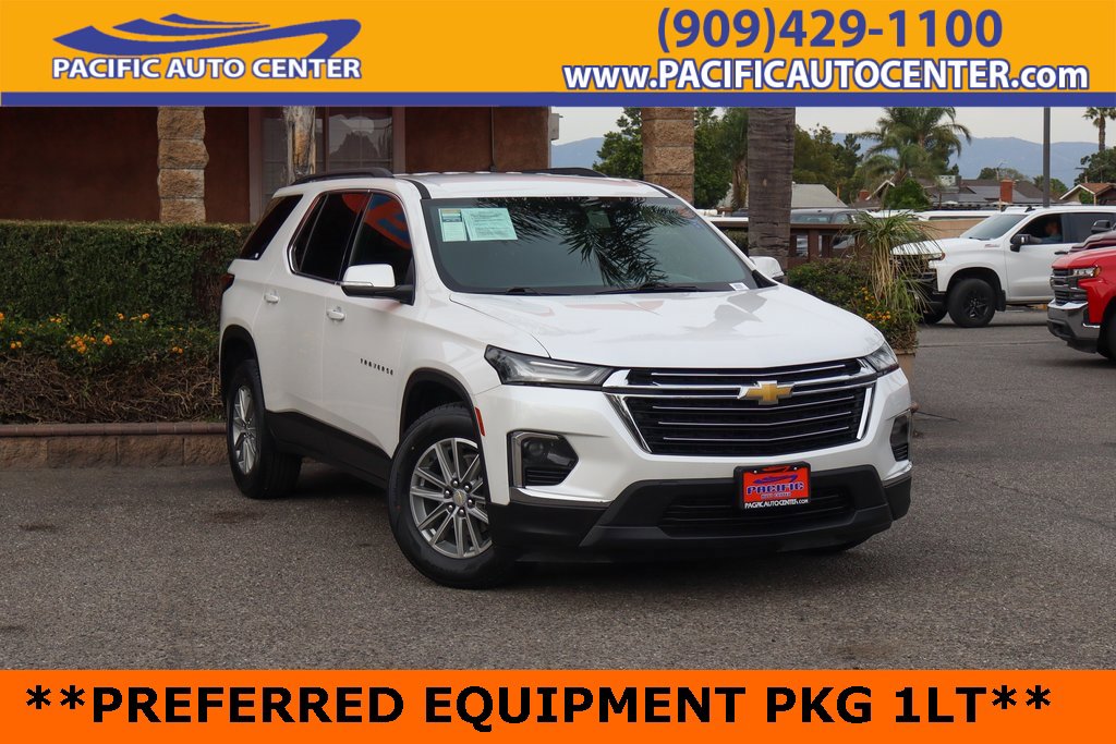 Used 2023 Chevrolet Traverse LT