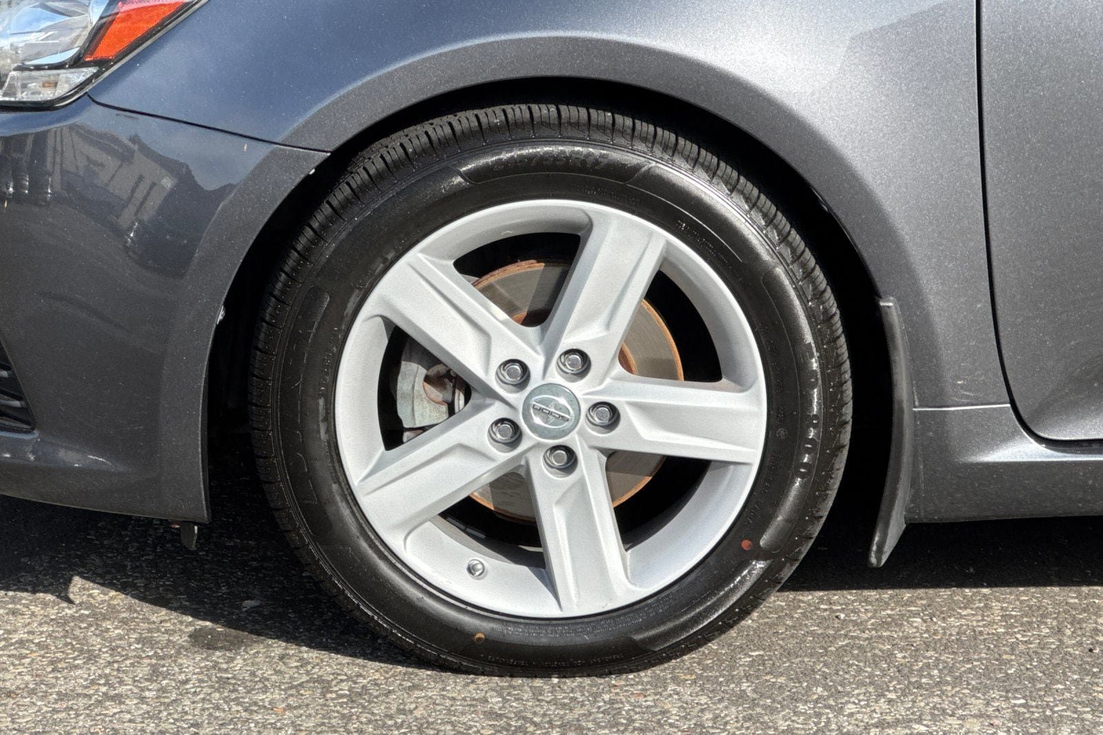 Used 2013 Scion tC FWD image 28