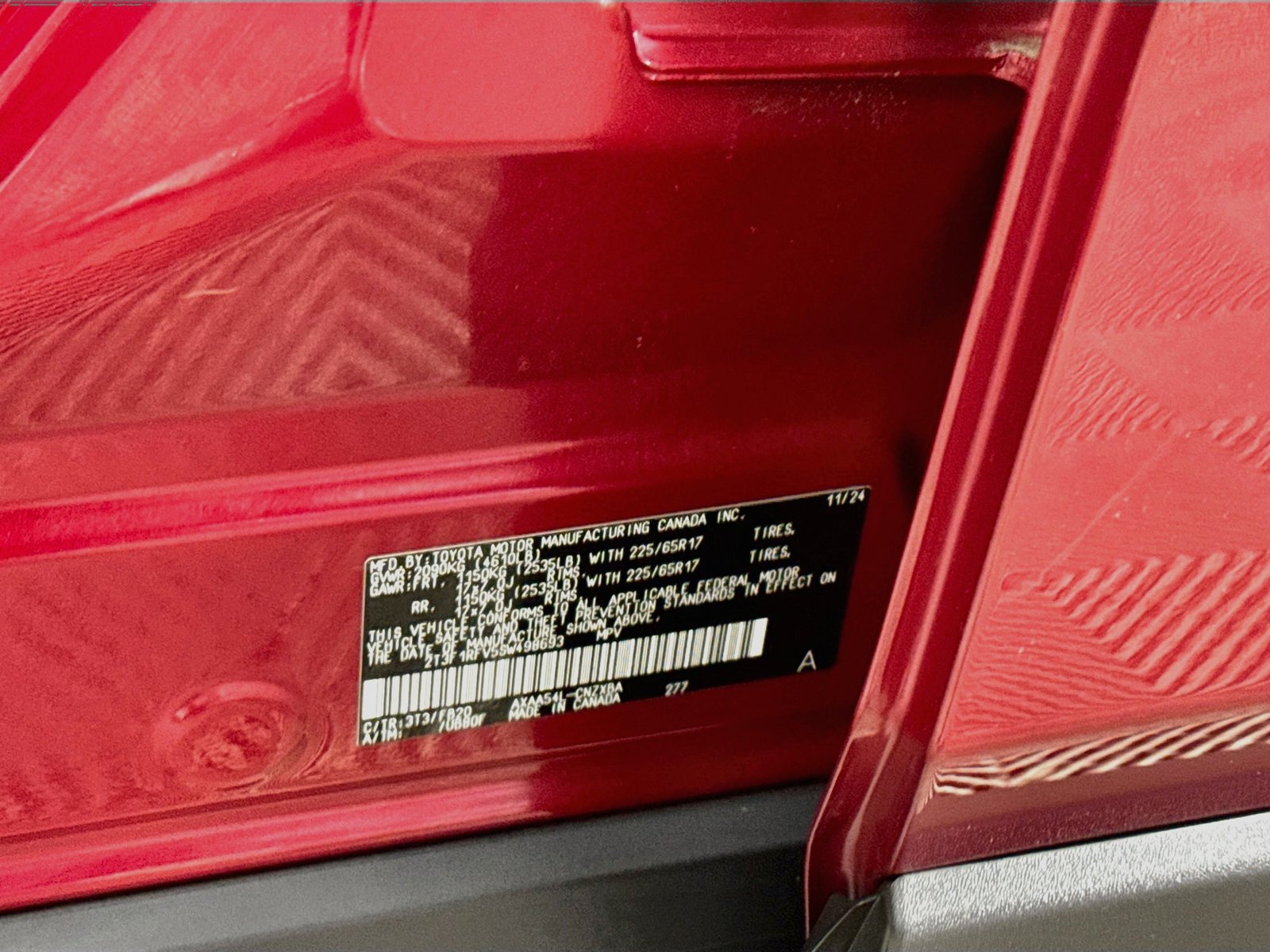 Certified 2025 Toyota RAV4 LE AWD/4WD image 26