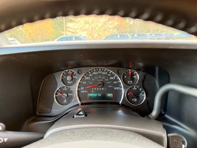 Used 2023 GMC Savana 2500 Work Van w/ Driver Convenience Package image 17