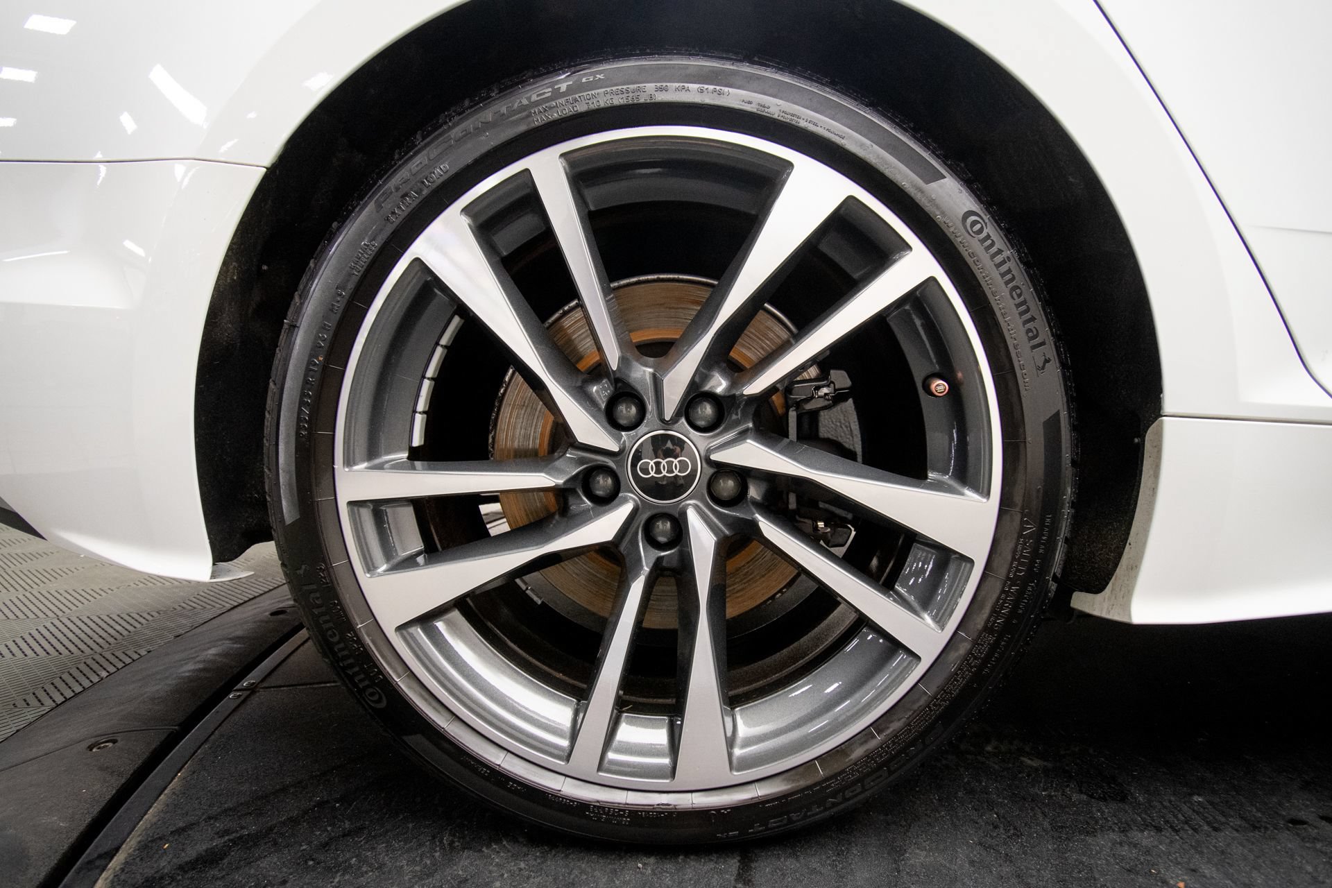 Used 2023 Audi S5 Premium Plus w/ Premium Plus Package AWD/4WD image 37