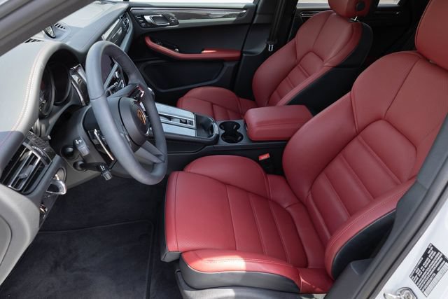 Used 2025 Porsche Macan S AWD/4WD image 15