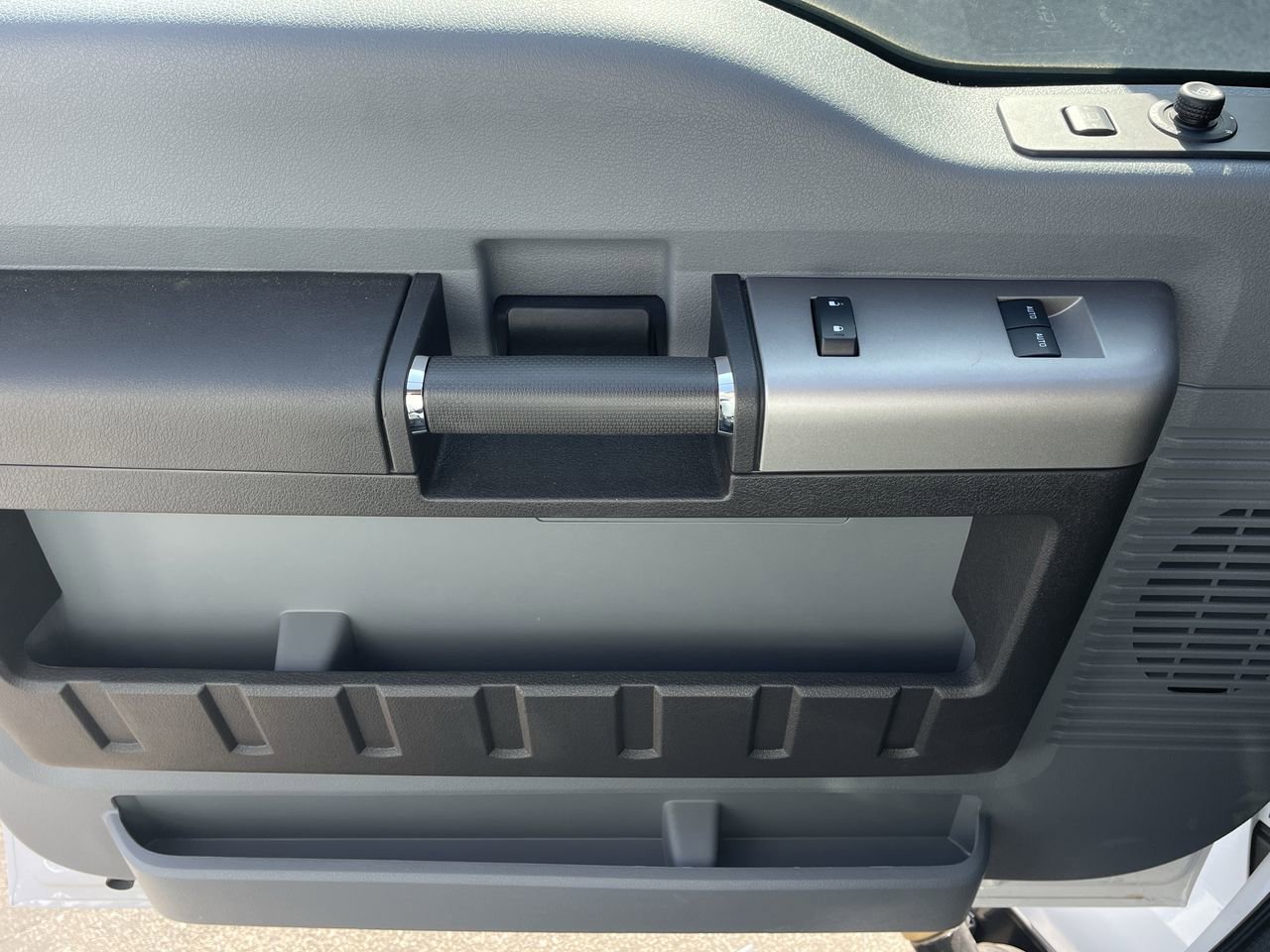 New 2026 Ford F650 2WD Regular Cab Super Duty image 19