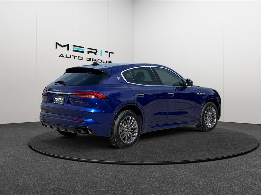 Used 2023 Maserati Grecale GT AWD/4WD image 9