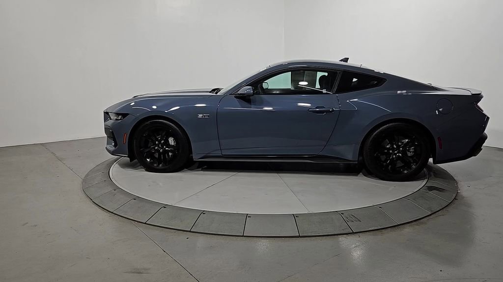 Used 2024 Ford Mustang GT image 2