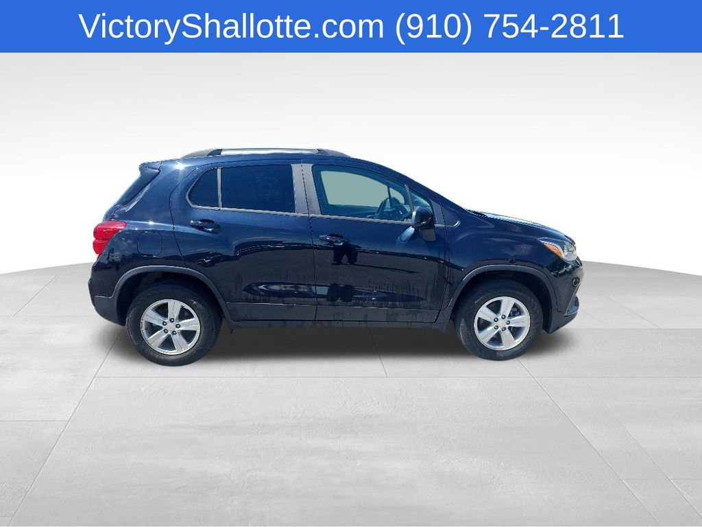 Used 2022 Chevrolet Trax LT w/ Driver Confidence Package AWD/4WD image 26