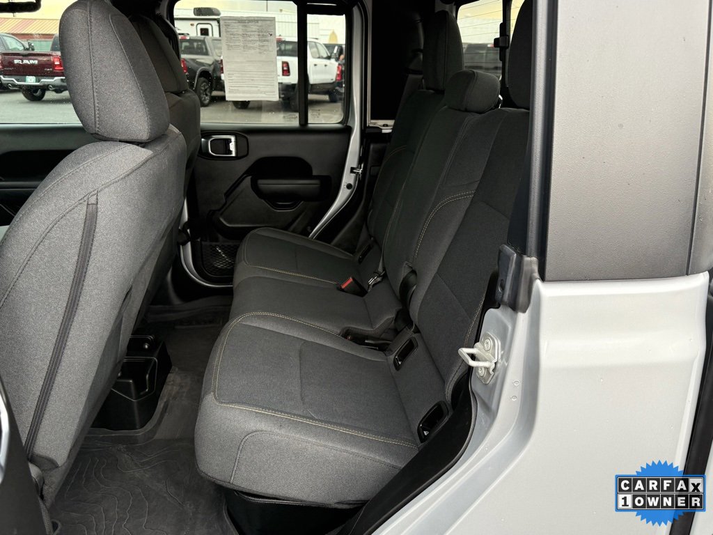 Used 2024 Jeep Gladiator Sport image 19