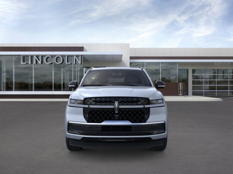 New 2025 Lincoln Navigator Reserve w/ Jet Appearance Package image 6