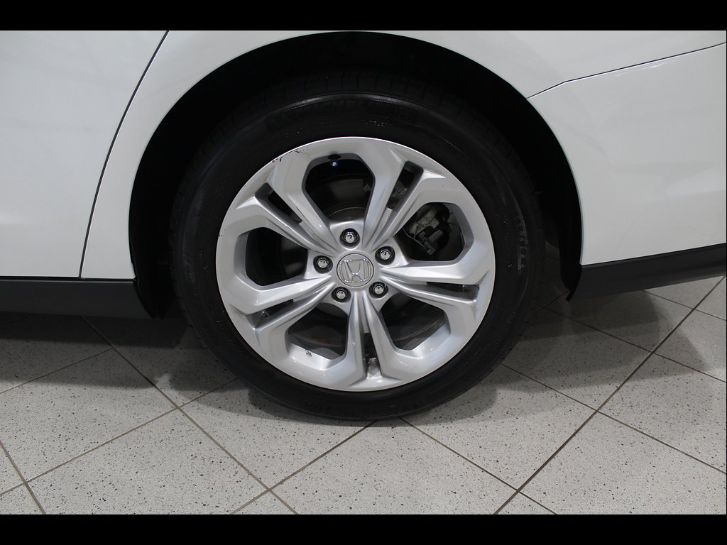 Certified 2025 Honda Accord LX image 12
