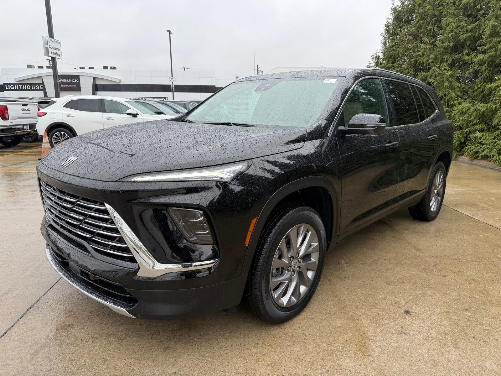 Used 2025 Buick Enclave Preferred w/ Power Package image 7