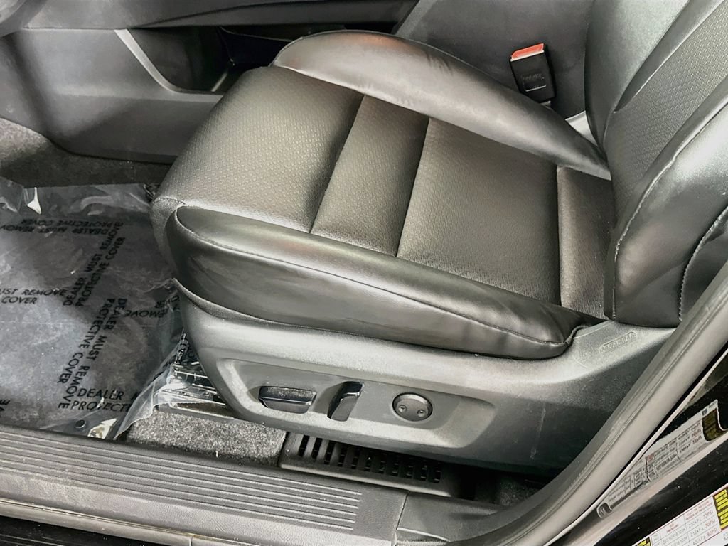 Certified 2023 Nissan Rogue SV w/ SV Premium B Package AWD/4WD image 28