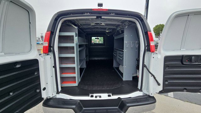 Used 2024 Chevrolet Express 2500 w/ Driver Convenience Package RWD image 23