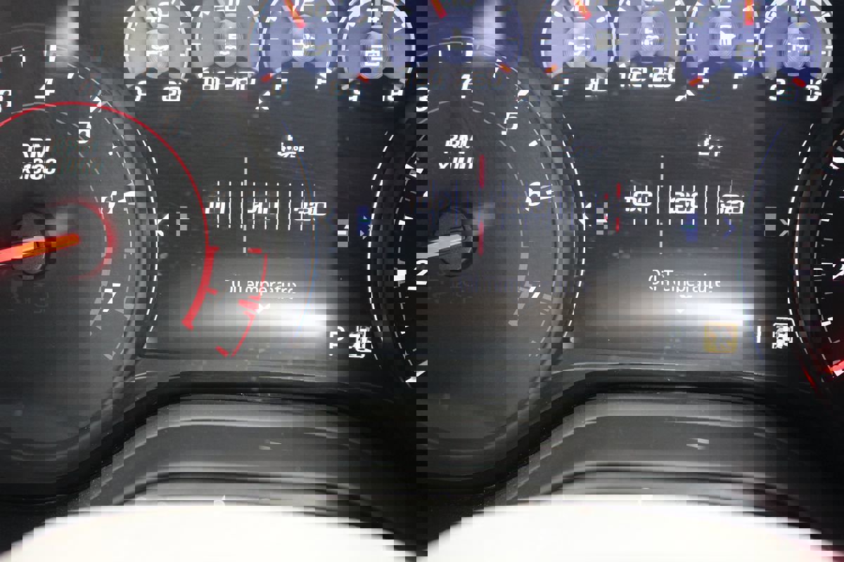 Used 2019 Chevrolet Camaro SS image 25