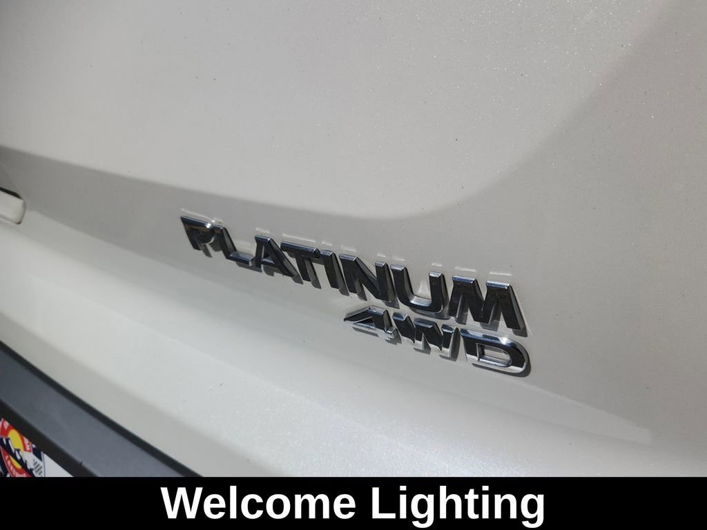 Used 2022 Nissan Pathfinder Platinum w/ Lighting Package (N93) image 16