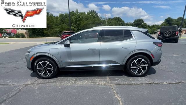 Used 2024 Chevrolet Equinox EV LT FWD image 5