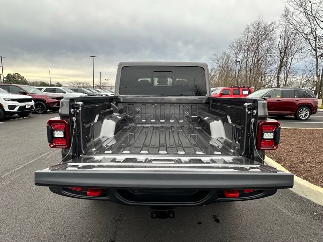 New 2026 Jeep Gladiator Rubicon w/ Steel Power Dome Hood Package AWD/4WD image 13