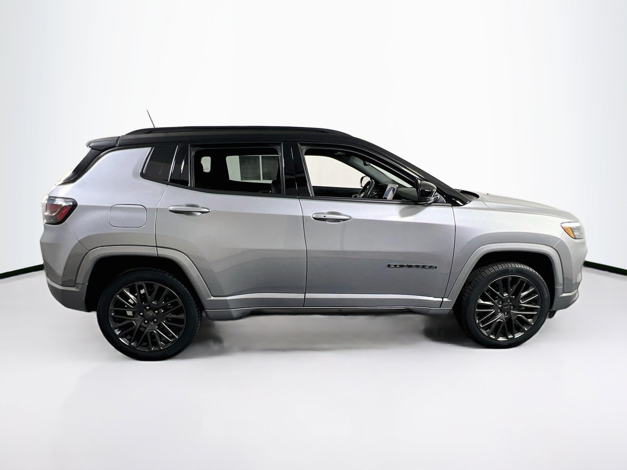 Used 2022 Jeep Compass High Altitude AWD/4WD image 4