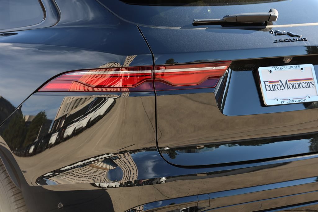Used 2024 Jaguar F-PACE R-Dynamic S AWD/4WD image 6