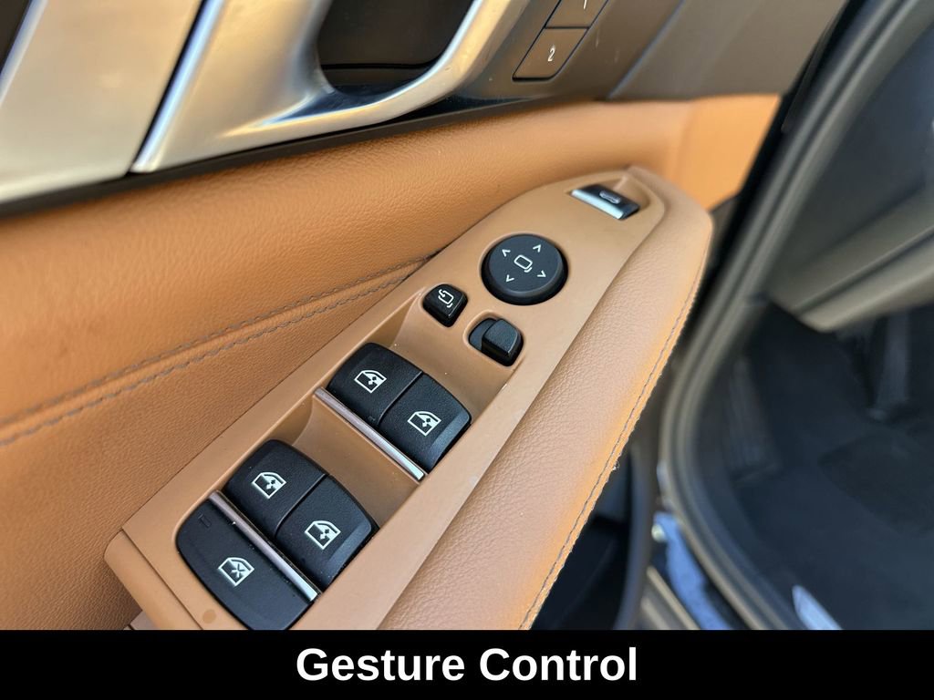 Used 2022 BMW X5 xDrive40i w/ Premium Package image 18
