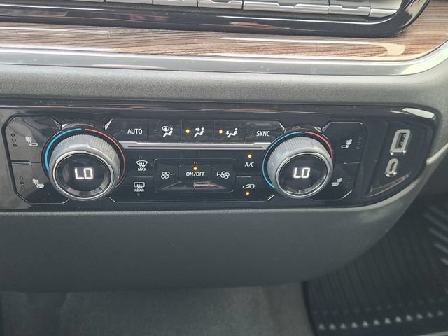 Used 2022 Chevrolet Silverado 1500 LT w/ Convenience Package II AWD/4WD image 22