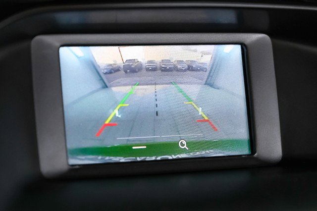 Used 2018 Ford Focus SE w/ SE Appearance Package image 19