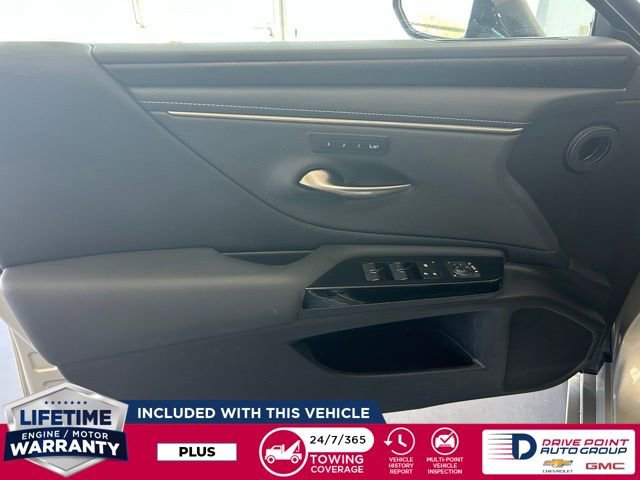 Used 2022 Lexus ES 350 350 w/ Premium Package image 17