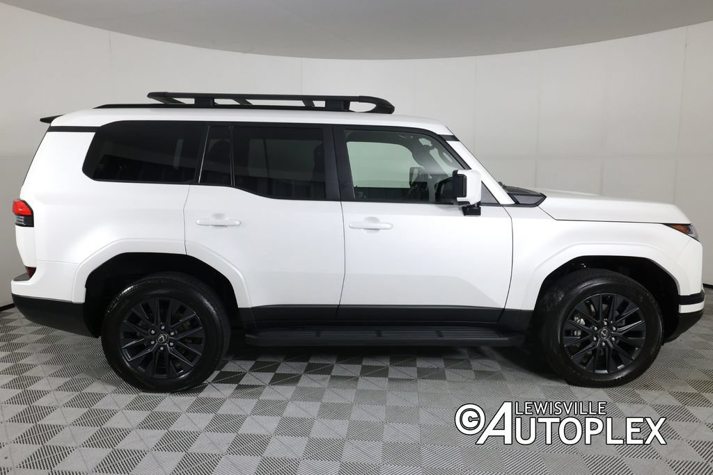Used 2024 Lexus GX 550 w/ Cold Area Package AWD/4WD image 4