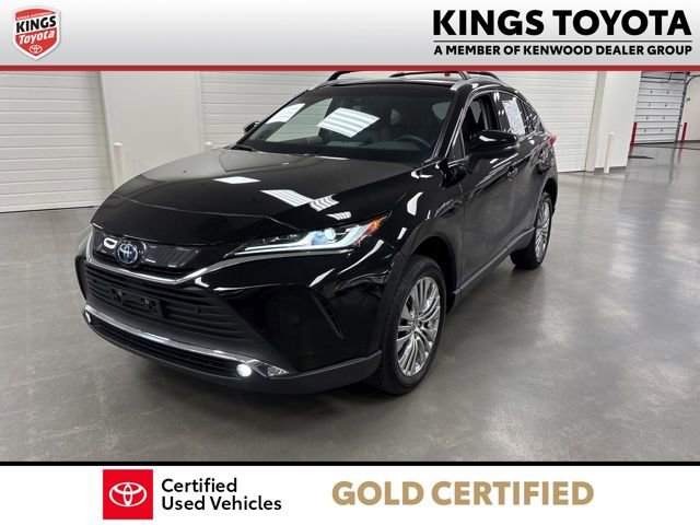 Certified 2024 Toyota Venza XLE image 4