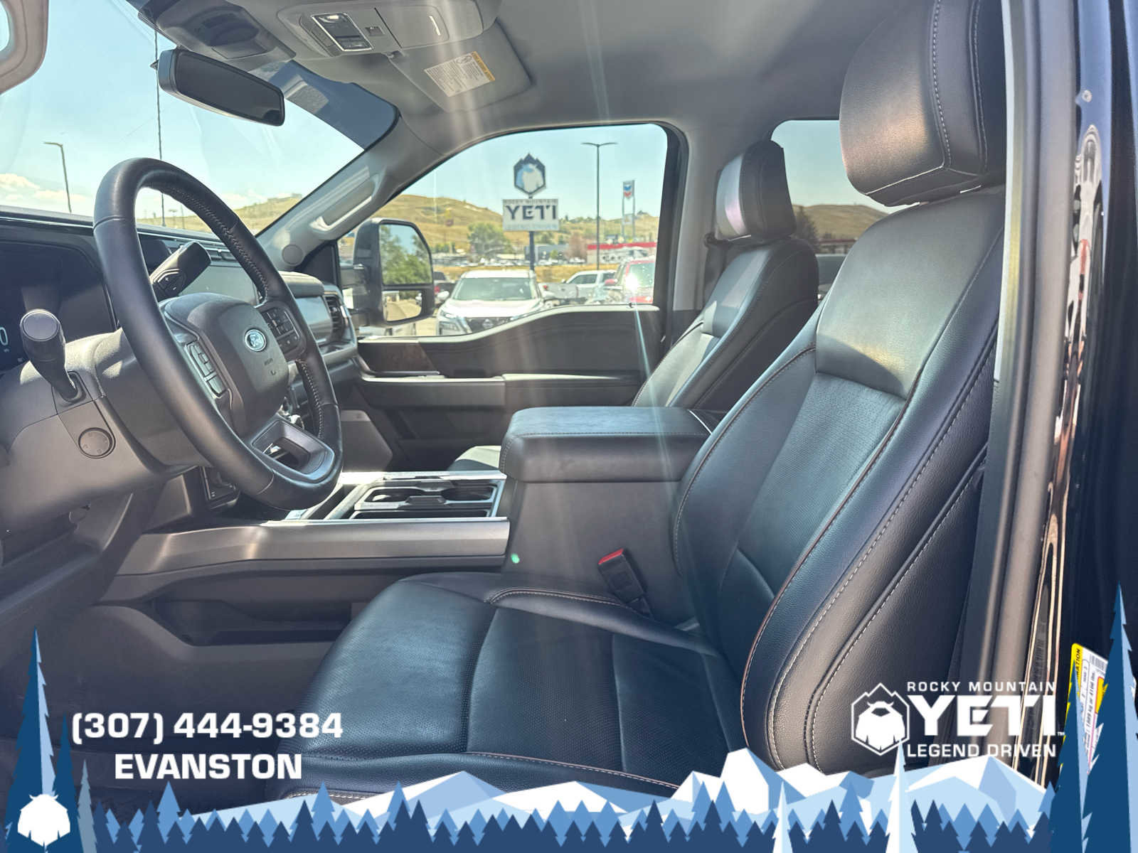 Used 2024 Ford F350 Lariat w/ Sport Appearance Package image 27