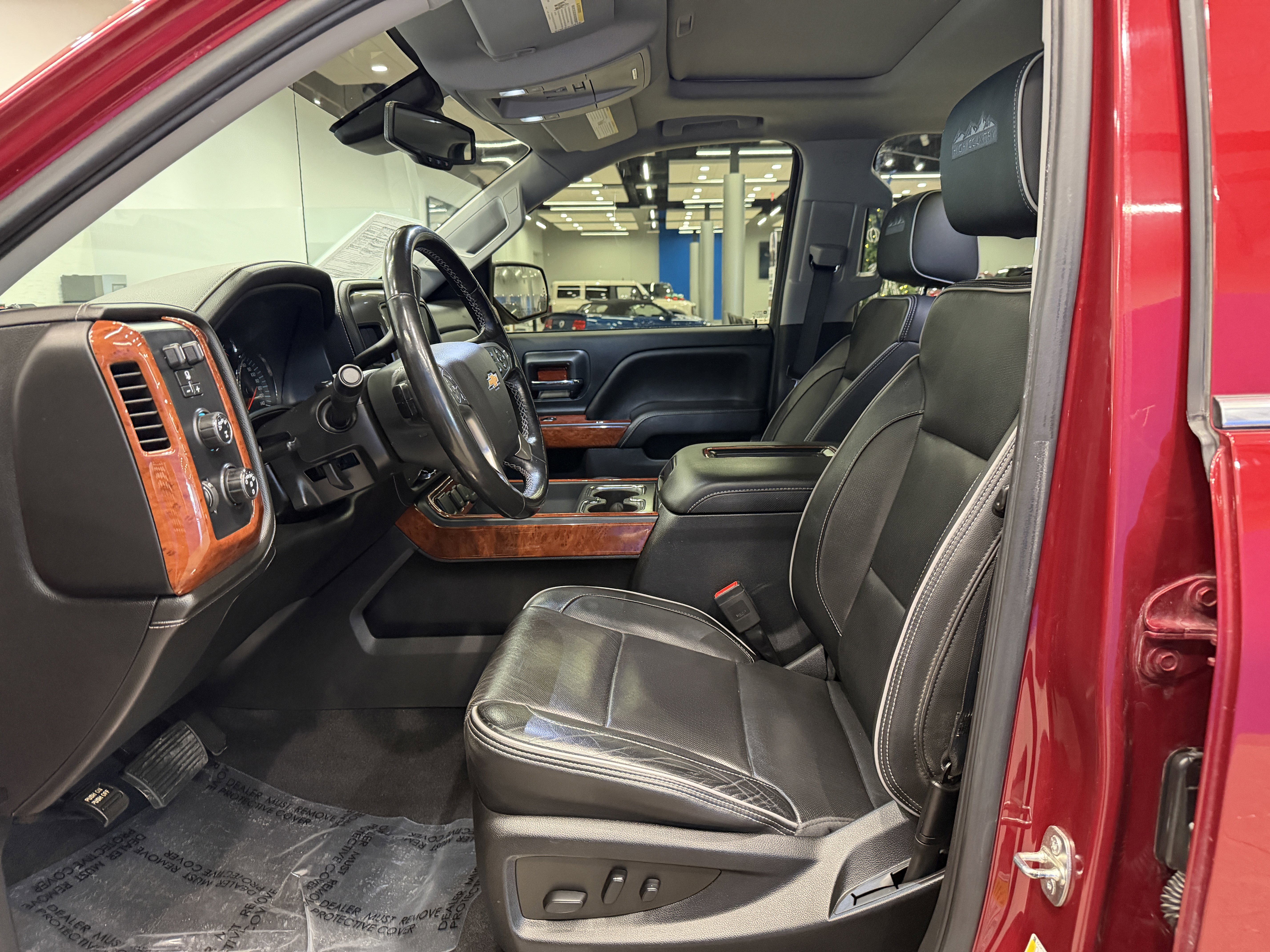Used 2018 Chevrolet Silverado 1500 High Country image 9