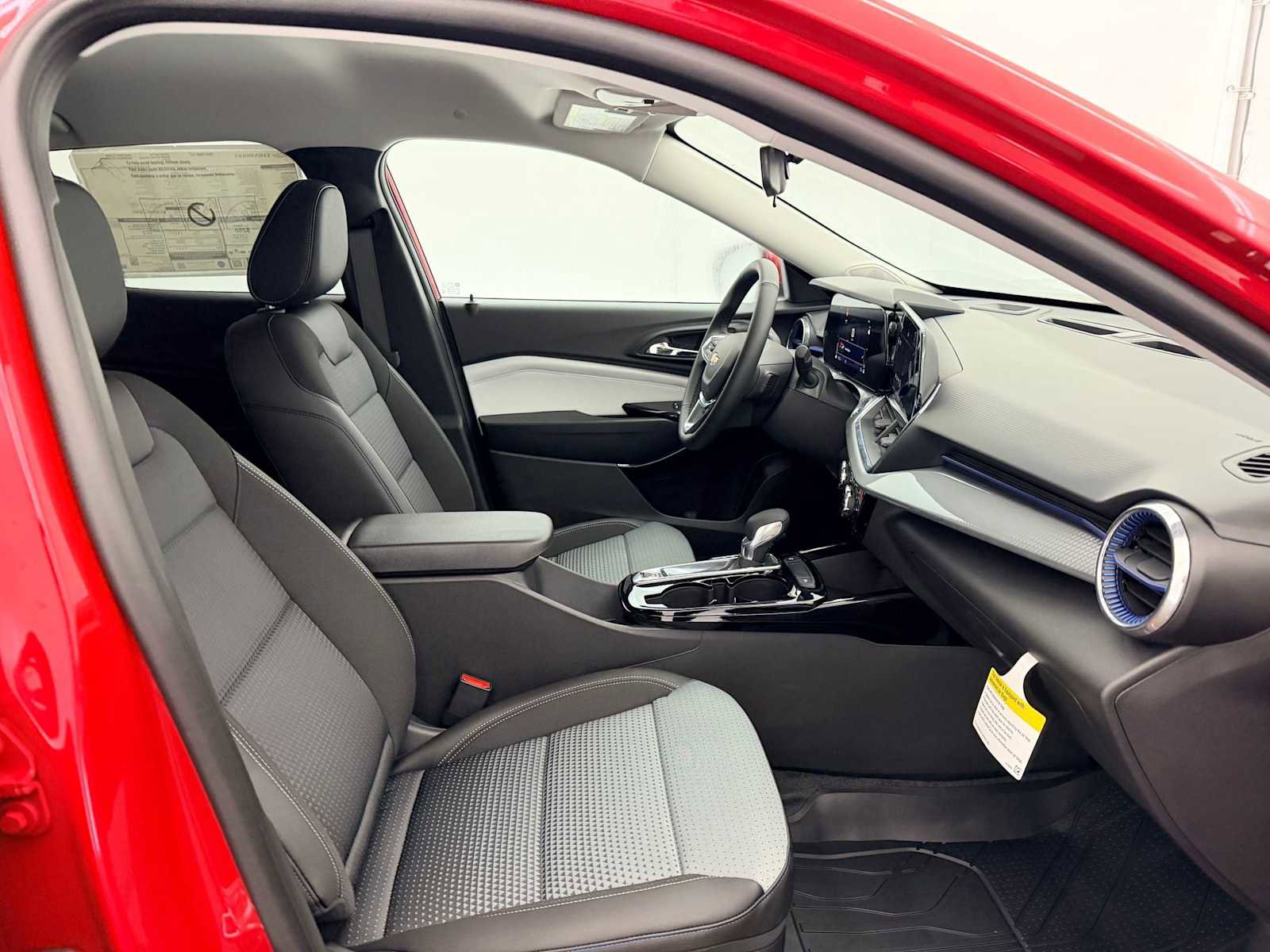 New 2026 Chevrolet Trax LT w/ Driver Confidence Package image 22