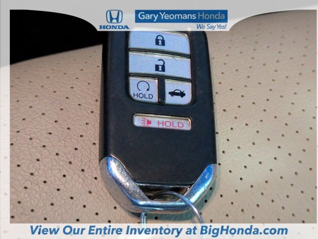Used 2017 Honda Accord Touring image 33