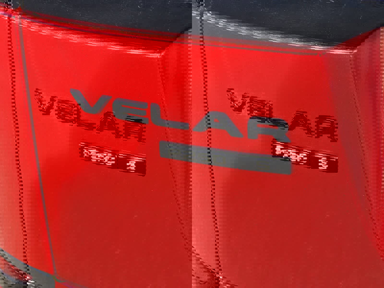 Used 2020 Land Rover Range Rover Velar R-Dynamic S image 13