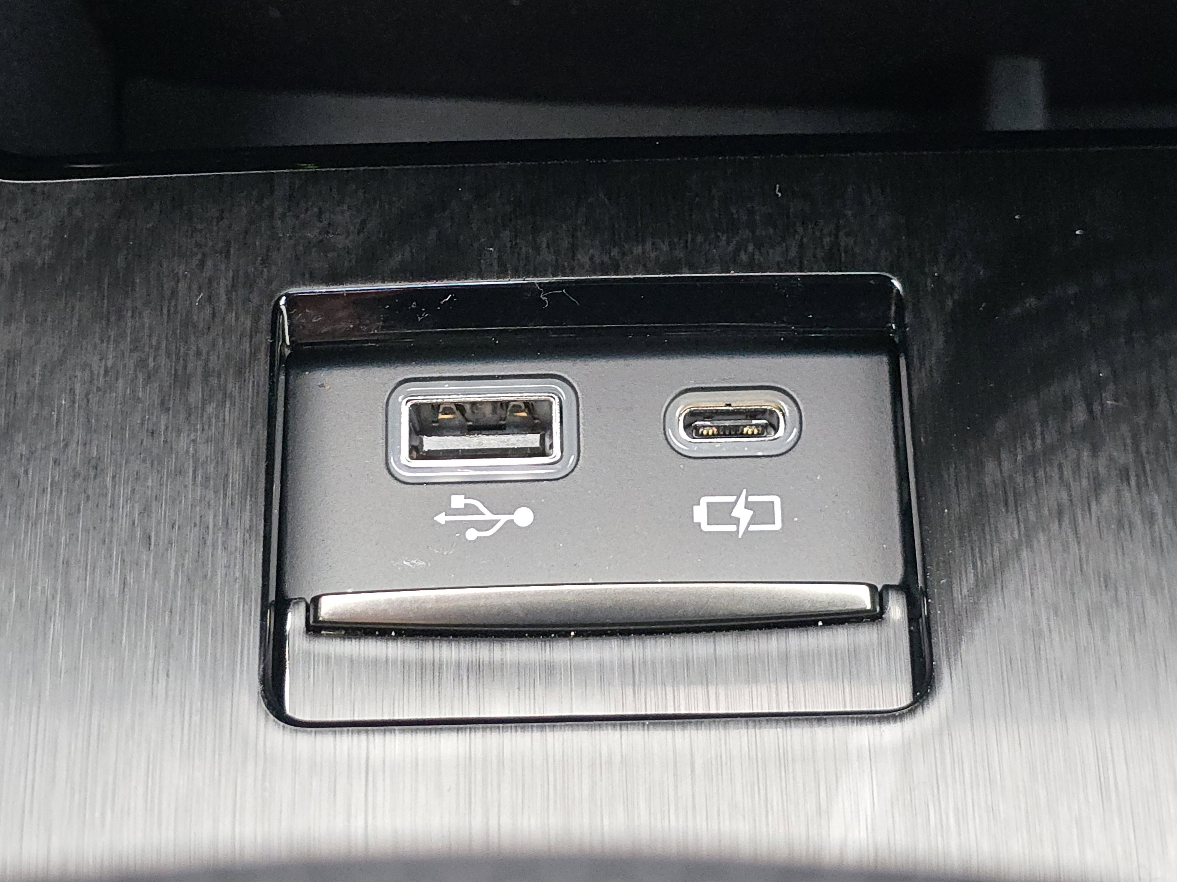 Used 2023 Lexus ES 350 F Sport w/ Accessory Package (Z1) FWD image 26