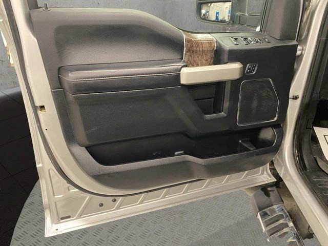 Used 2017 Ford F250 Lariat w/ Chrome Package AWD/4WD image 25