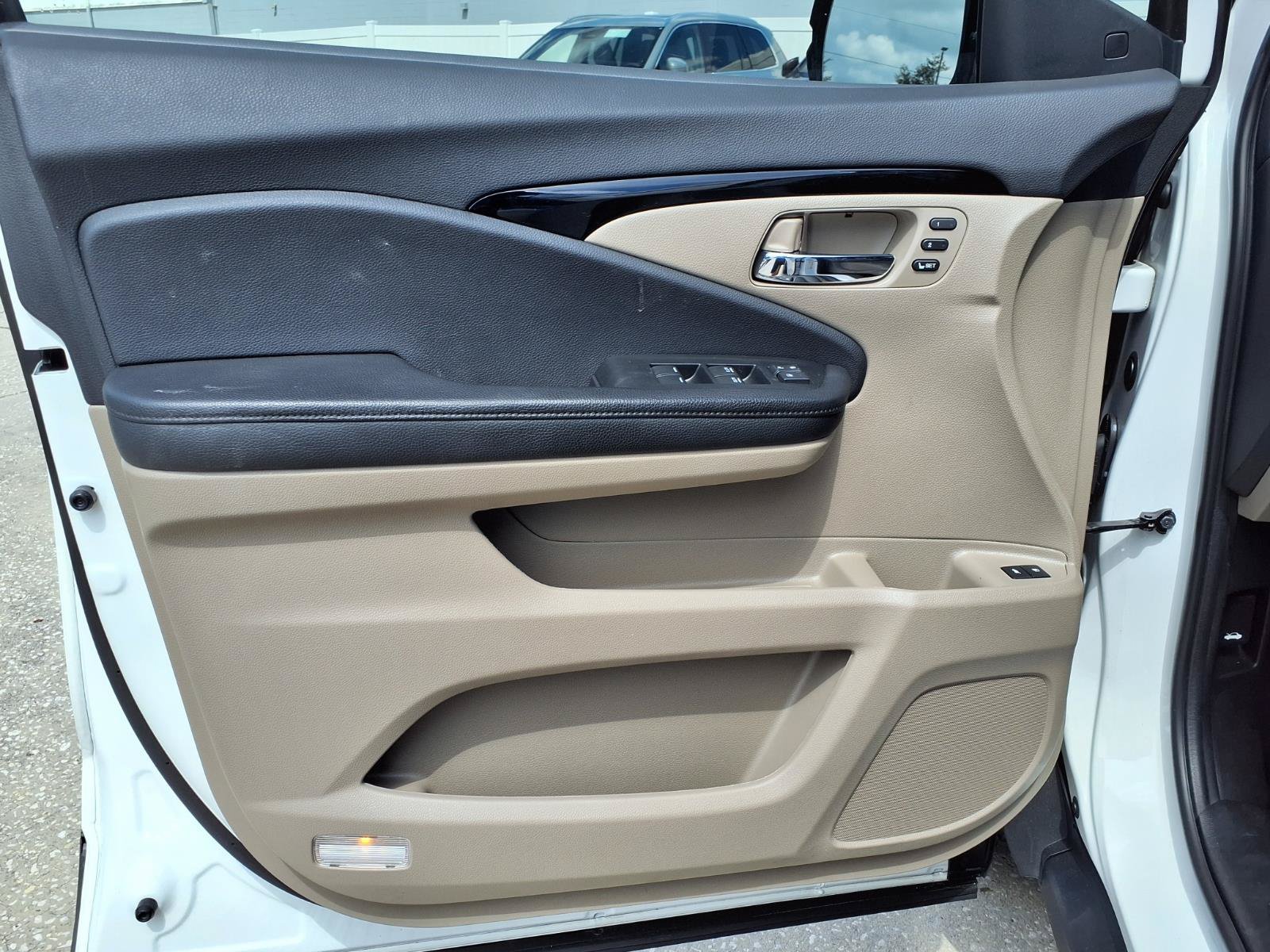 Used 2021 Honda Pilot Touring image 26