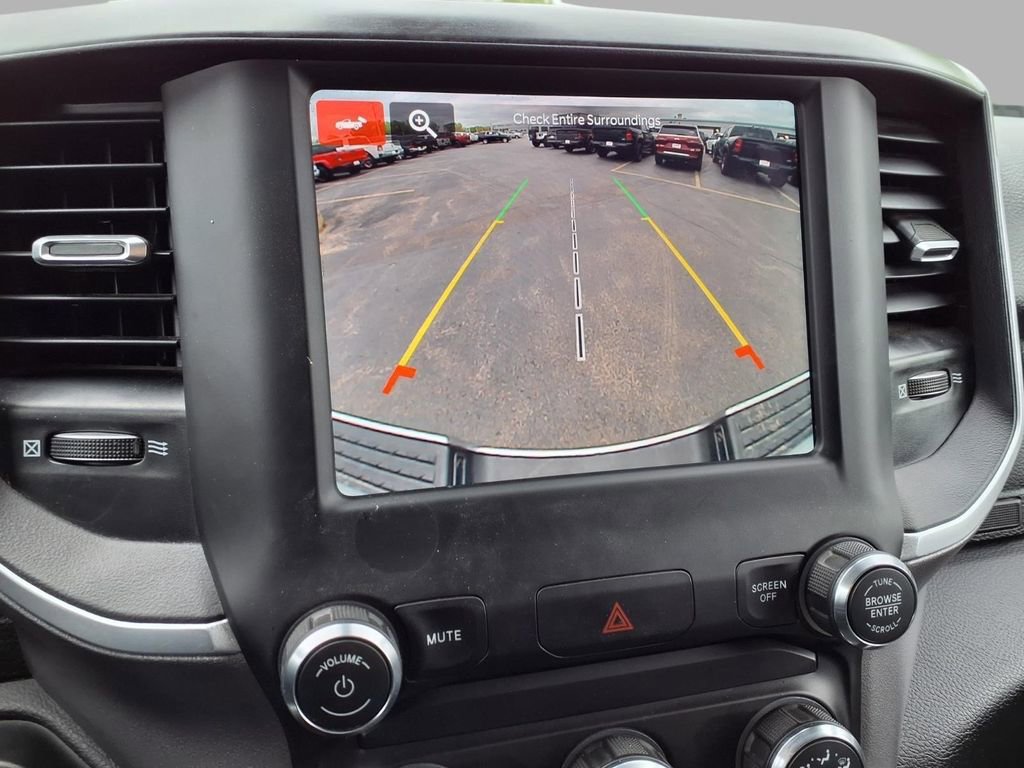 Used 2024 RAM 2500 Big Horn AWD/4WD image 6