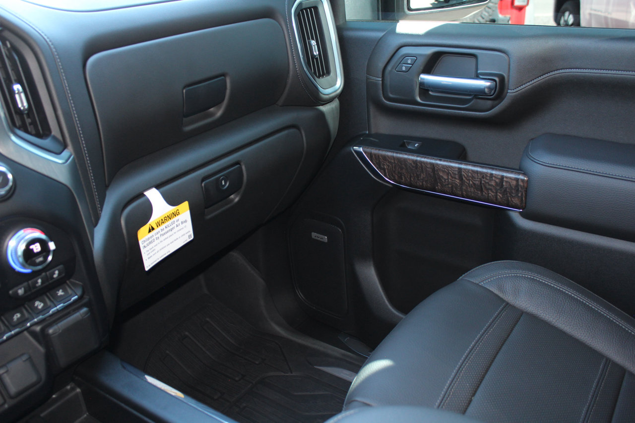 Used 2022 GMC Sierra 3500 Denali w/ Denali Ultimate Package image 69