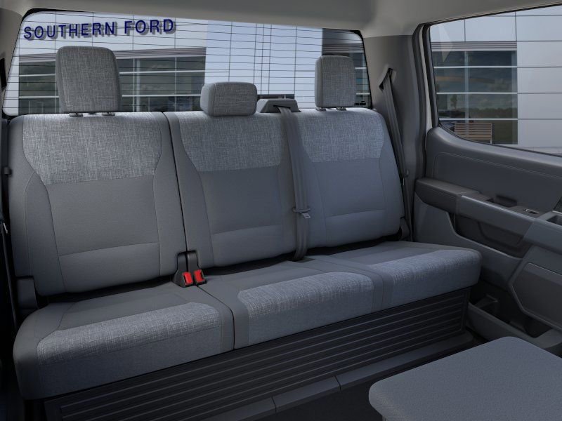 New 2026 Ford F250 XLT w/ XLT Premium Package AWD/4WD image 12