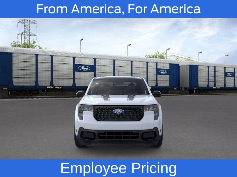 New 2026 Ford Maverick XLT w/ Equipment Group 301A AWD/4WD image 2