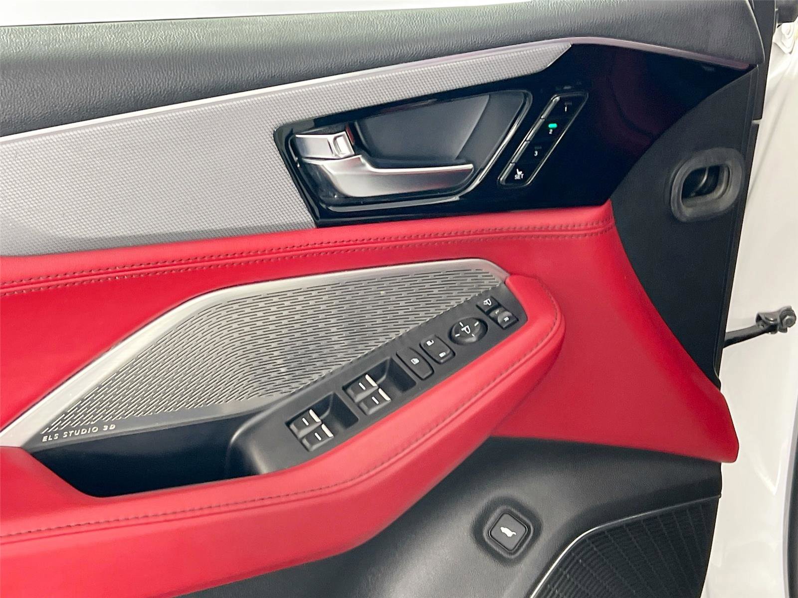 Used 2022 Acura MDX Type S image 17