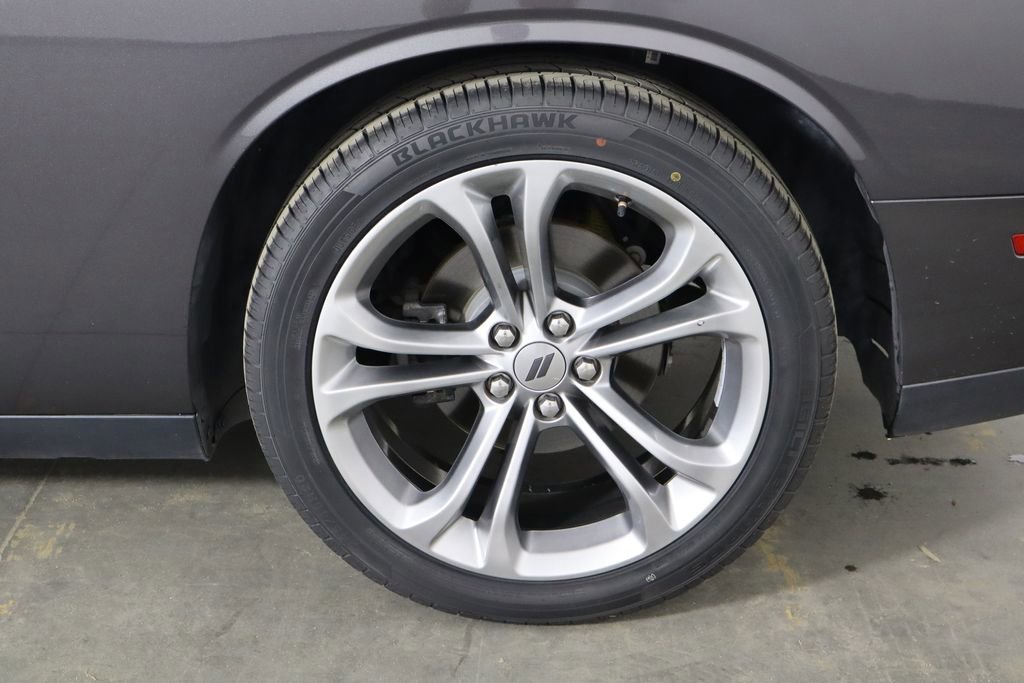 Used 2020 Dodge Challenger R/T RWD image 40