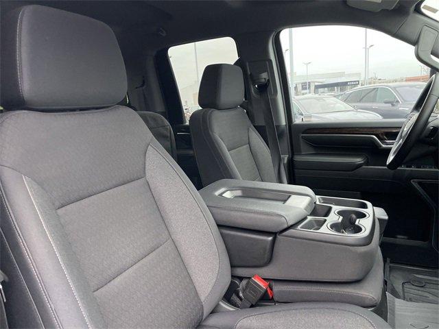 Used 2024 GMC Sierra 2500 SLE image 17