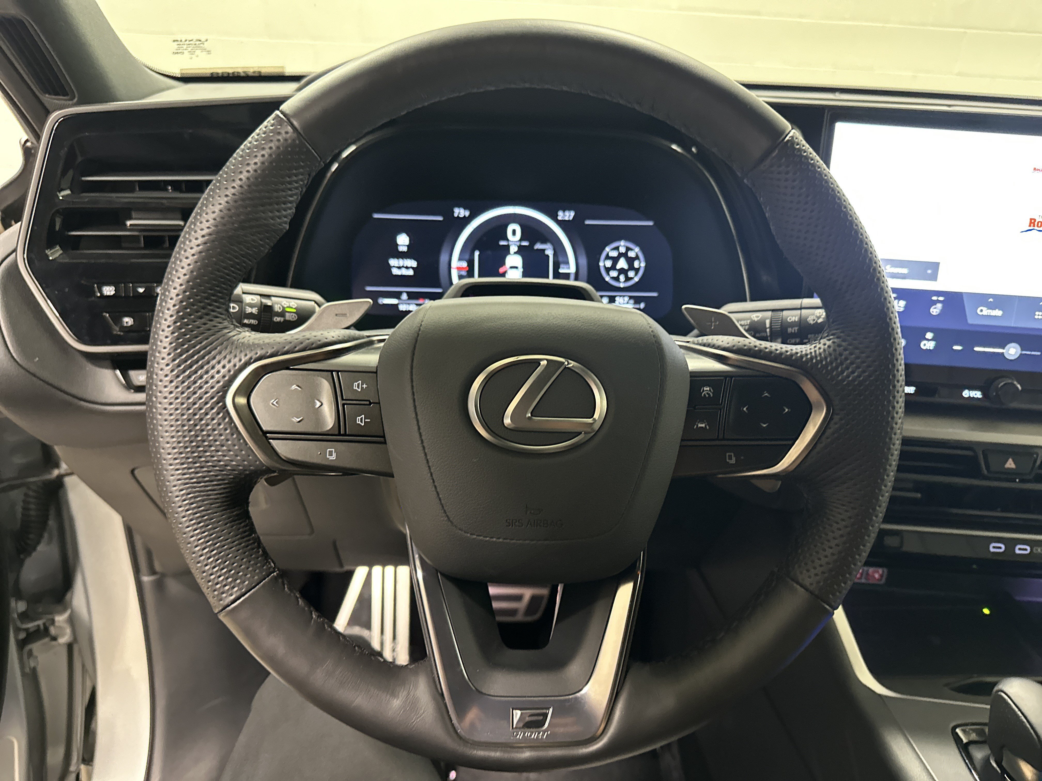 Certified 2025 Lexus TX 500h AWD image 18
